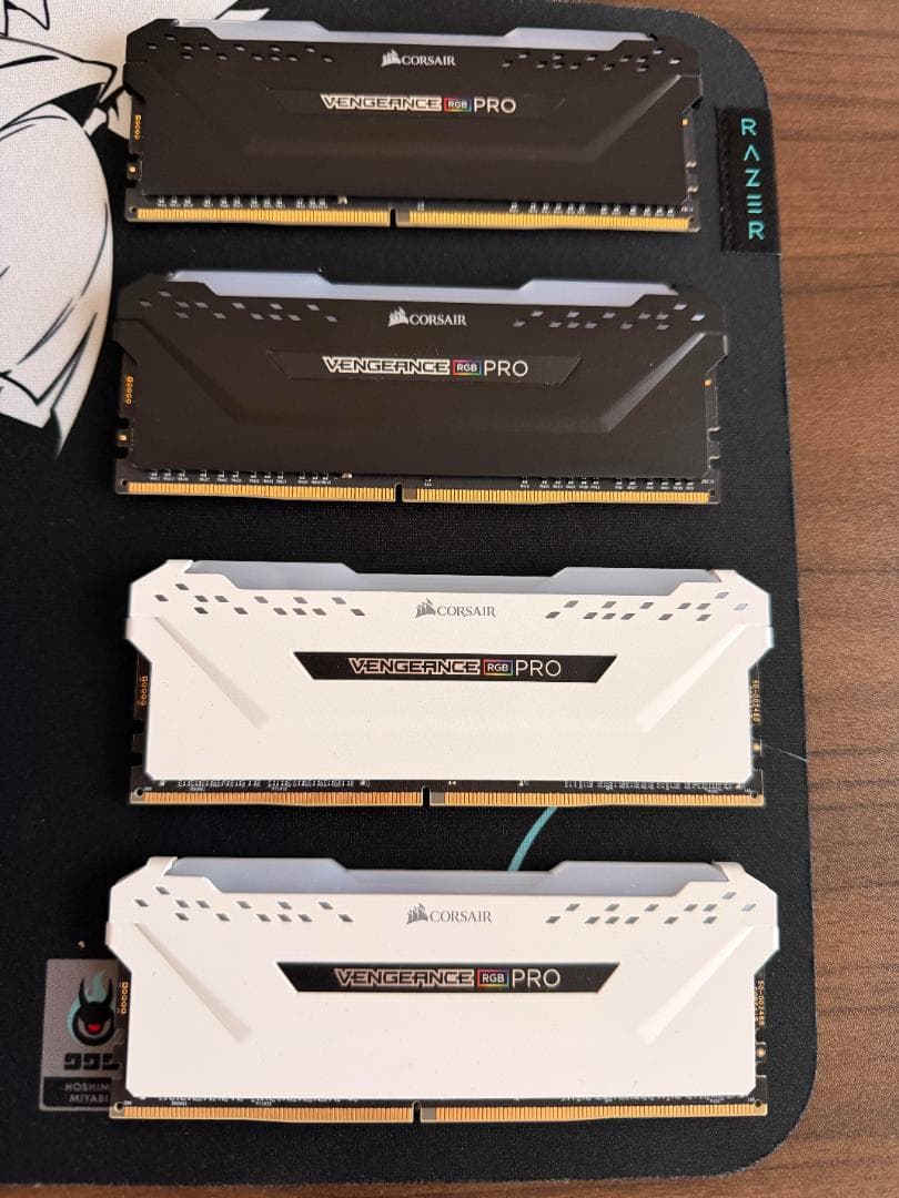 【16GBx4】Corsair DDR4-3200MHzメモリ VENGANCE