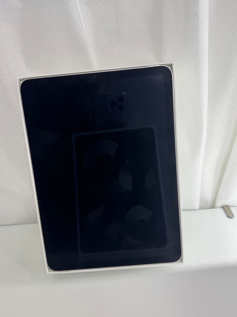 Apple iPad Air (第5世代)64GBスターライトPencil 付き