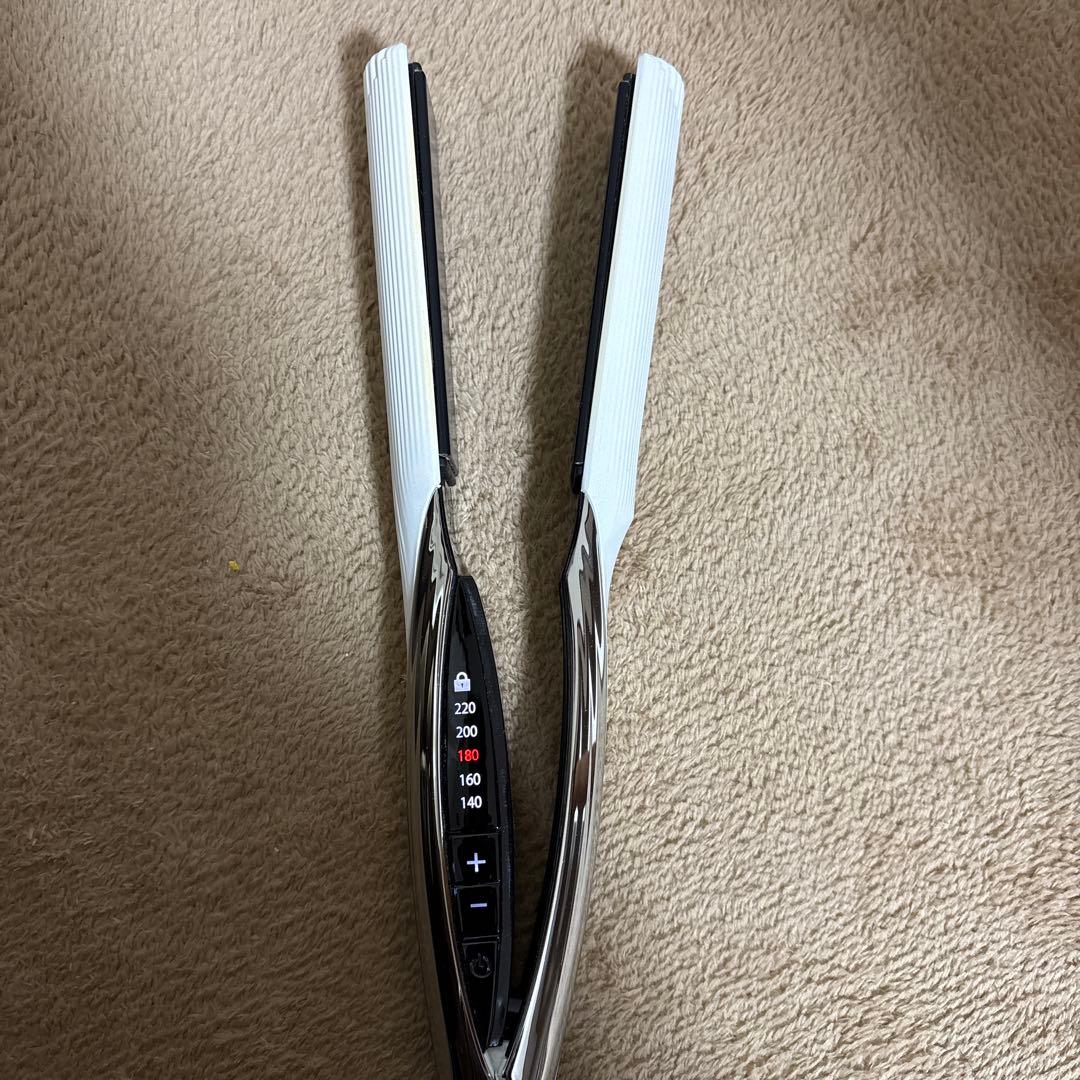 【お値下可能】ReFa ストレートヘアアイロン ホワイト/シルバー