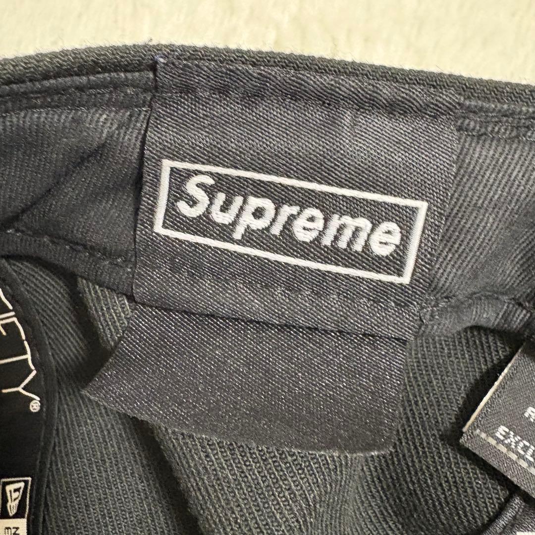 Supreme × NEW ERA ボックスロゴ 6パネルcap 黒 7と5/8