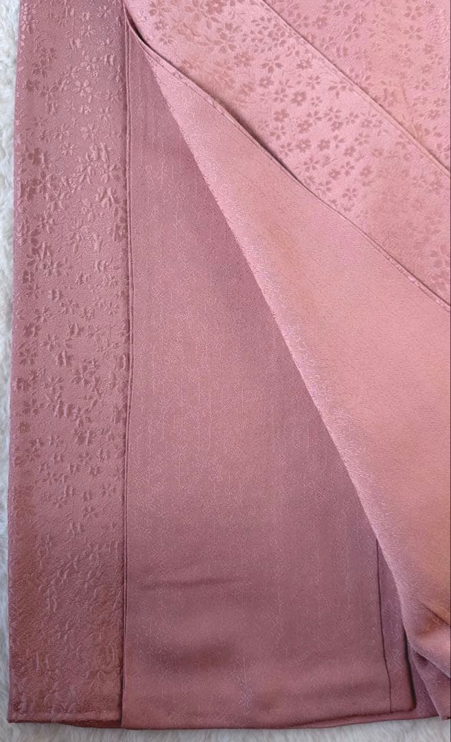 未使用　色無地　鴇羽色　桜の地紋