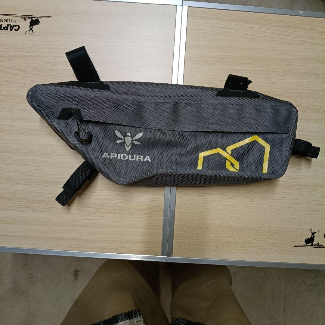 APIDURA アピデュラ エクスペディション フレームバッグ ３L