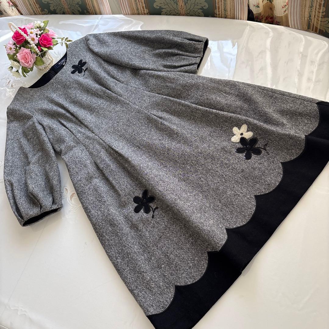 エムズグレイシー　ポイントお花モチーフ 裾スカラップデザイン　ワンピース　38