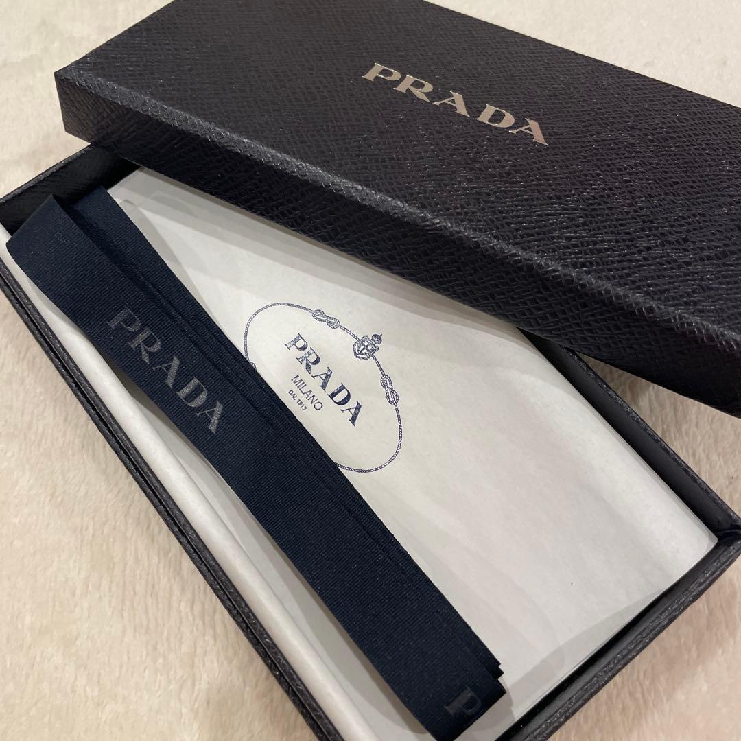 PRADA iPhone13用スマホケース プラダ　箱あり