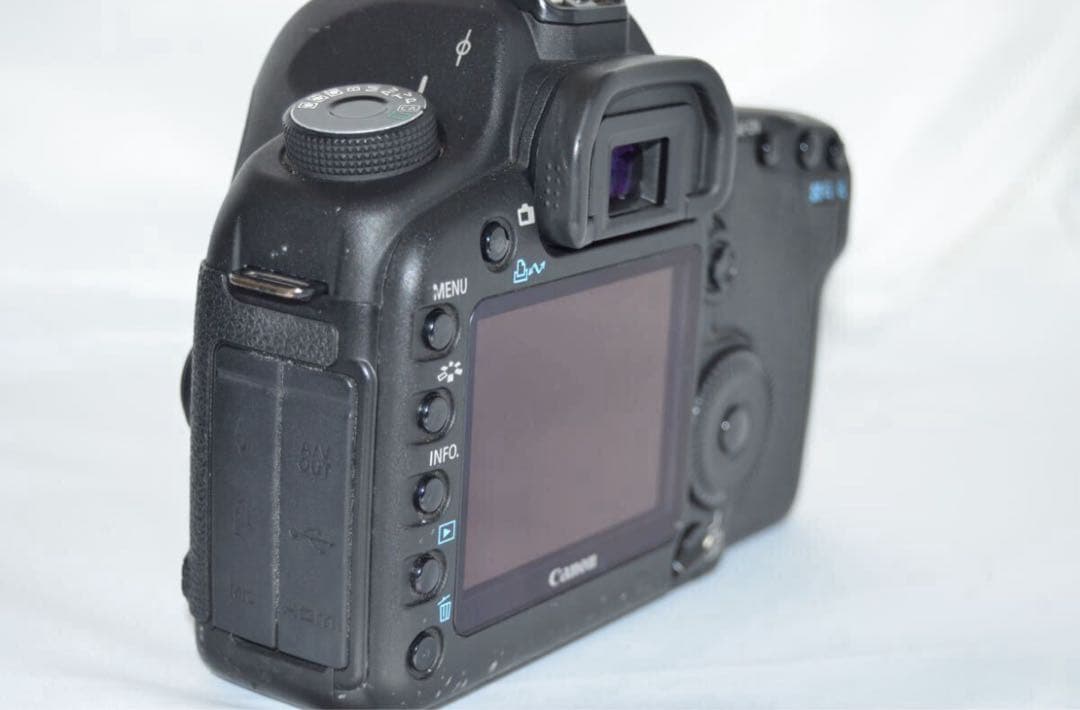 ☆高性能フルサイズ機☆Canon EOS 5D mark II トリプルレンズ