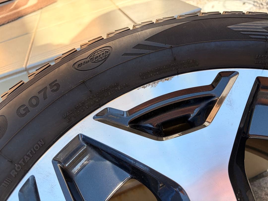 送料込み！SKフォレスター ヨコハマ17インチ スタッドレスタイヤ&ホイール