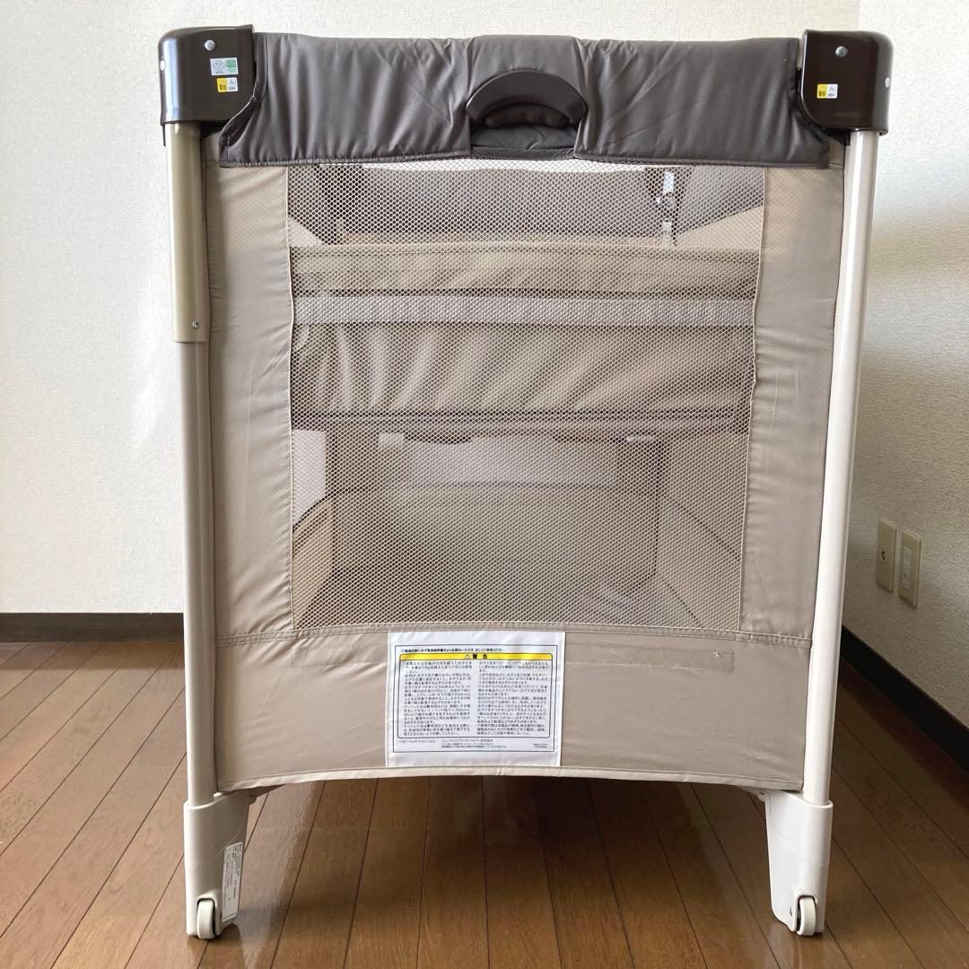 美品　アップリカ ココネルエアー ベビーベッド サークル　66047