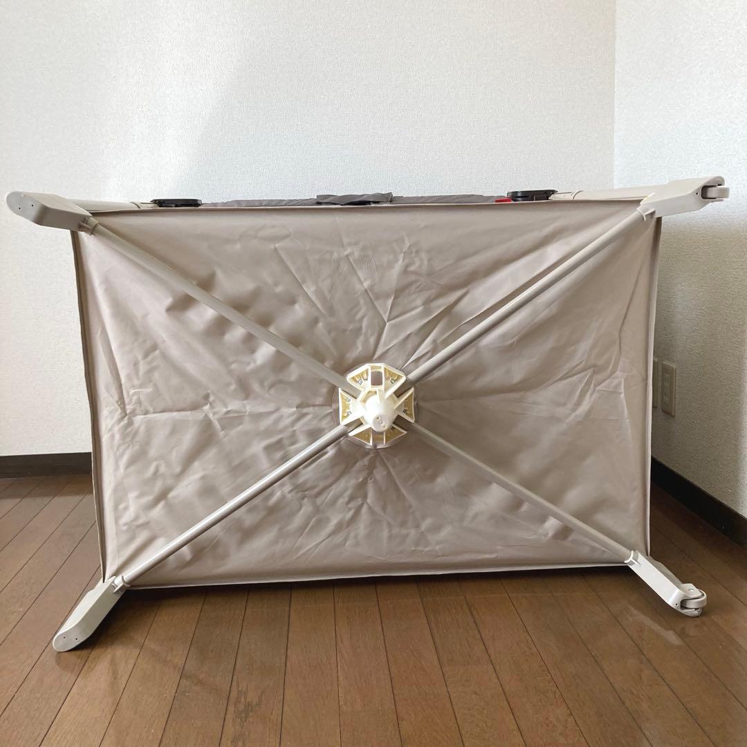 美品　アップリカ ココネルエアー ベビーベッド サークル　66047