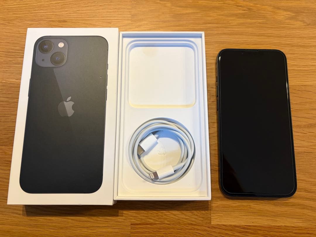 美品　iPhone 13 MIDNIGHT 256GB