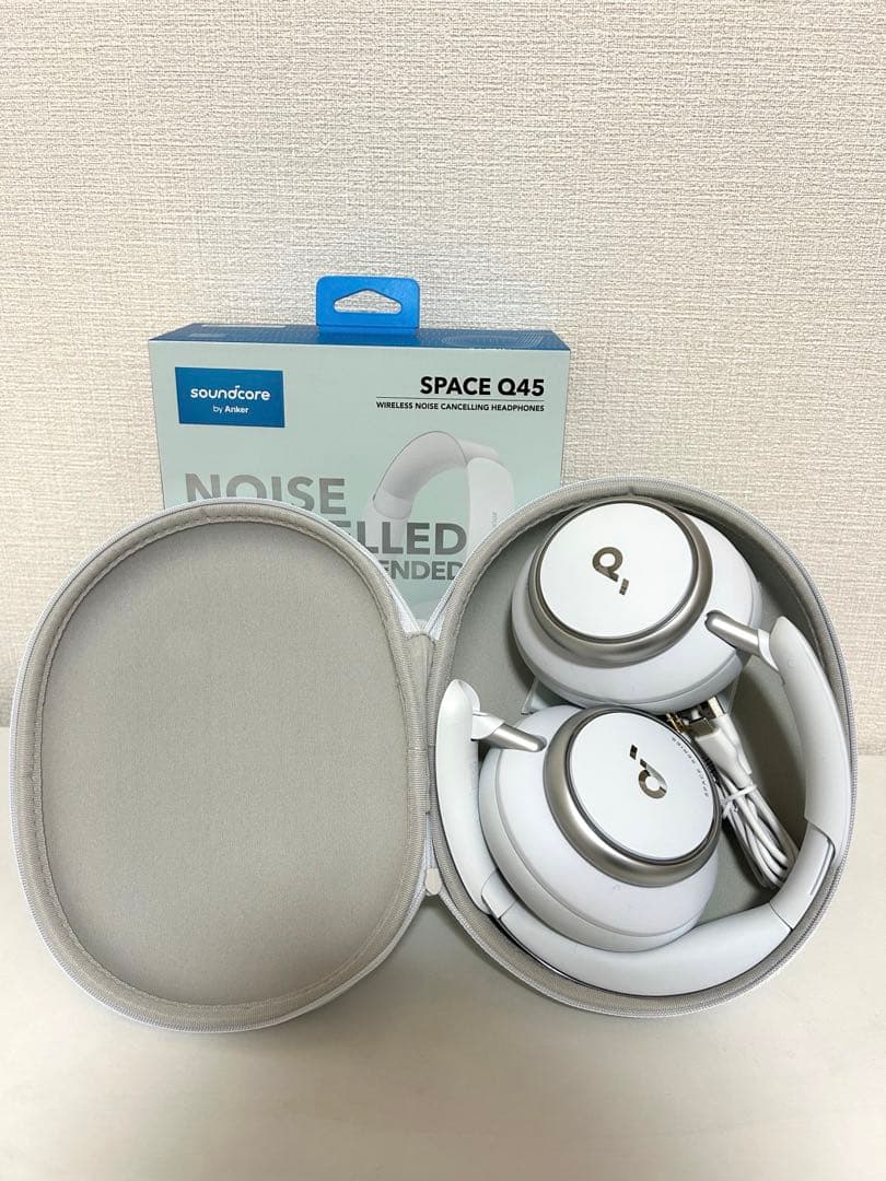 【極美品】Anker Soundcore Space Q45（ホワイト)