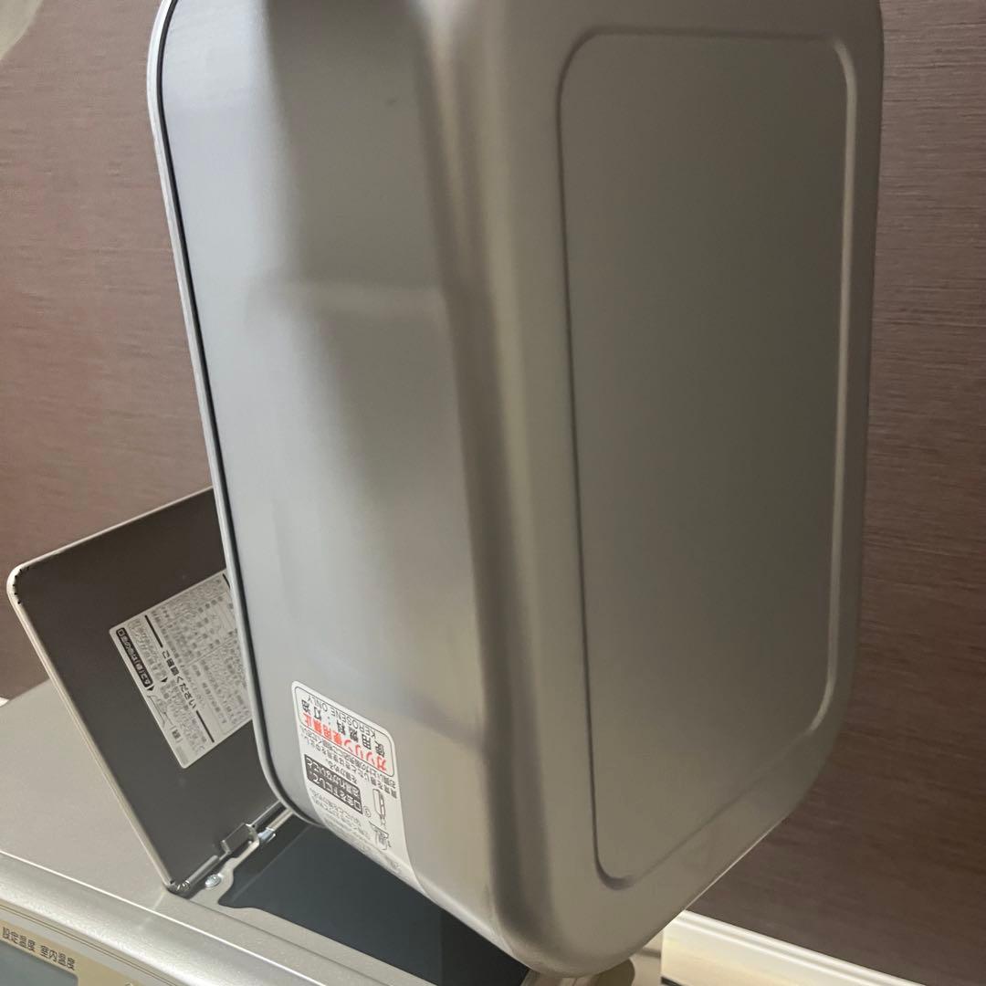 美品　ダイニチ DAINICHI 石油ファンヒーター 12畳、コンクリート17畳