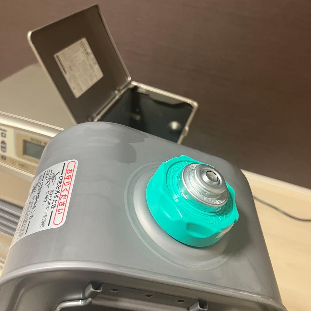 美品　ダイニチ DAINICHI 石油ファンヒーター 12畳、コンクリート17畳