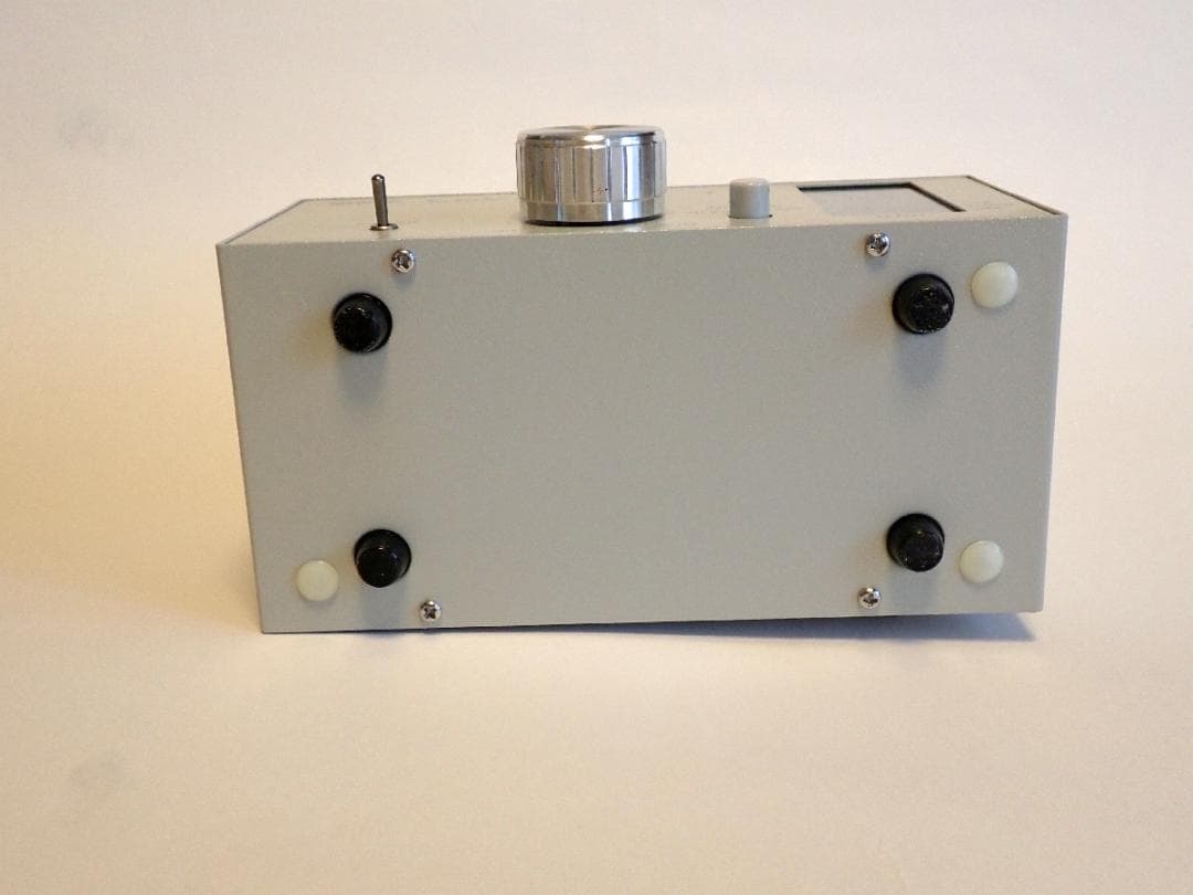 ラックスマン製真空管FMチュナー・キット（音楽の友社）組立済