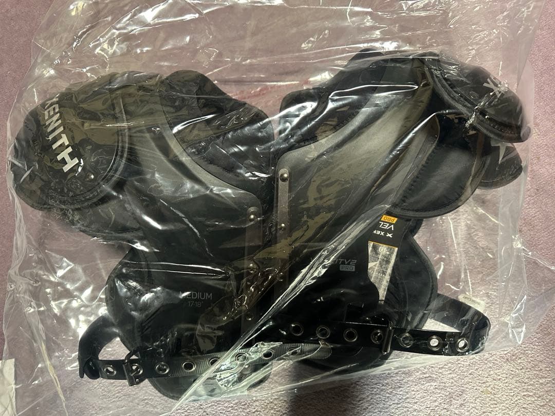 XENITH VELOCITY PRO Mサイズ　アメフト　ショルダー