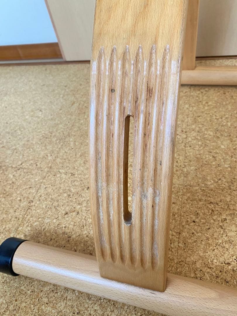 ノルウェー　リボ社　バランスチェア・イージー　前脚:ローラー付きクロスバー