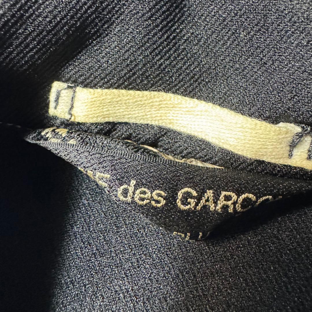 コムデギャルソンオムプリュス　ハーフパンツ　つなぎ　ポリ縮　ブラック　白ステッチ