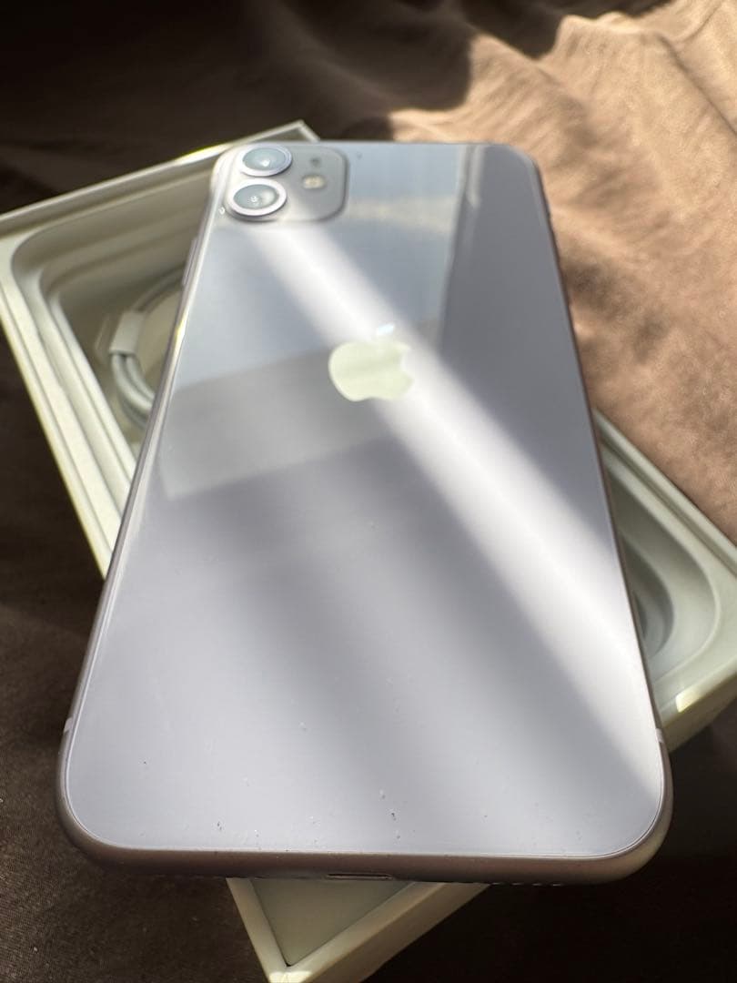 Apple iPhone 11 パープル 本体 充電器付き