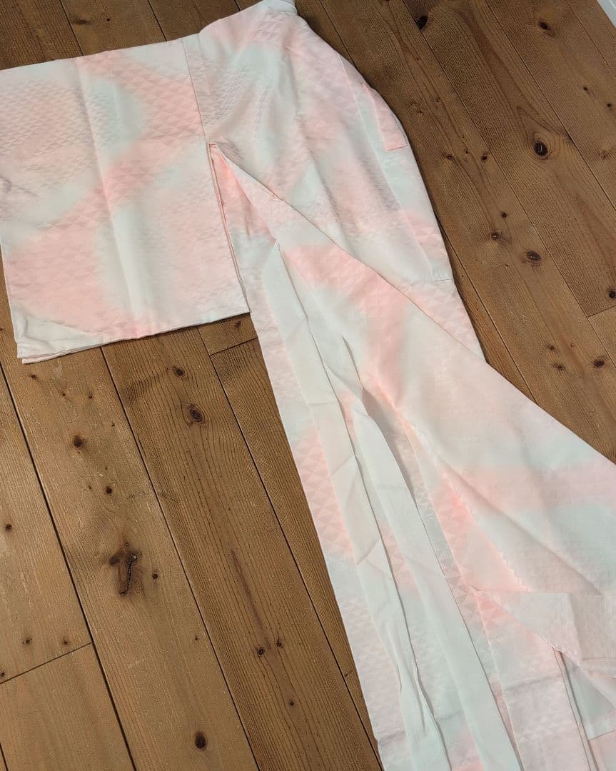 【ピンク×ホワイト暈し三角地紋】紙人形仕立て　長襦袢　衣紋抜き付