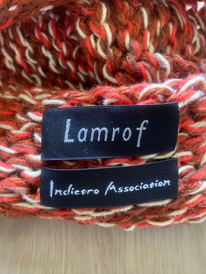 Lamrof ニット帽 赤とオレンジ