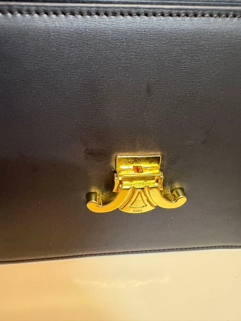 ブラックショルダーバッグ CELINE ノベルティ