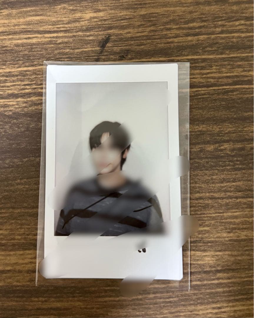 closeyoureyes クルユア ヨジュン サインポラロイド 本国ヨントン