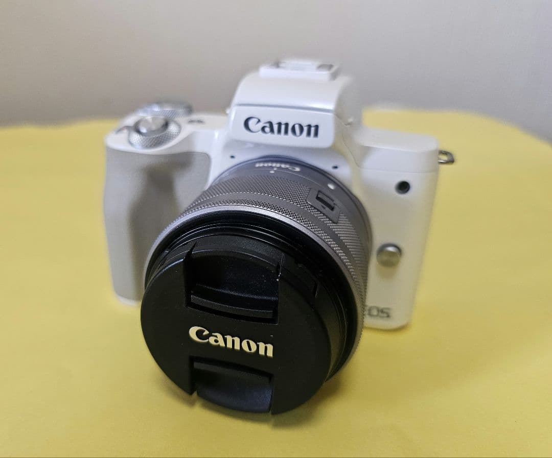 Canon EOS M ホワイト ミラーレスカメラ