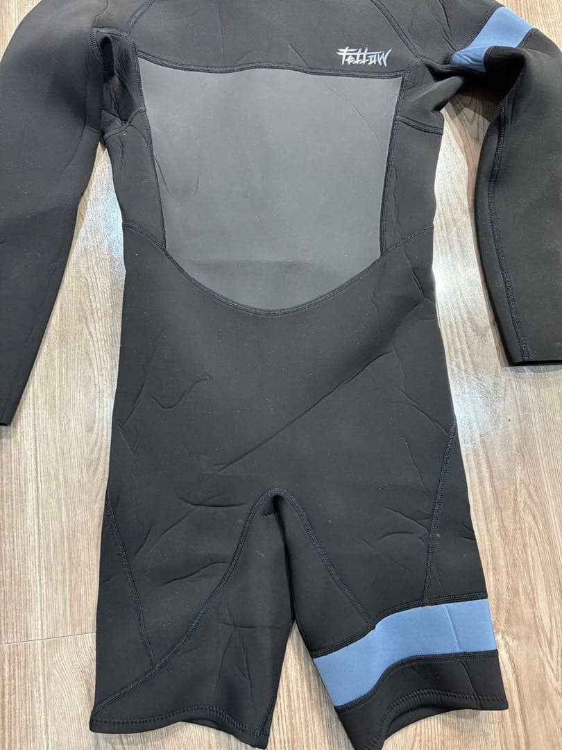 新品　フェロー　ウェットスーツ　ロングスプリング　サイズLB