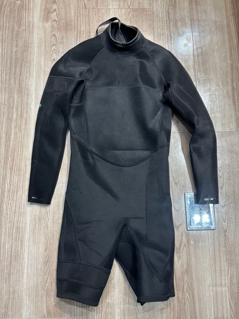 新品　フェロー　ウェットスーツ　ロングスプリング　サイズLB