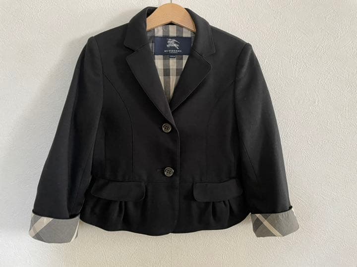 バーバリー　黒　フォーマルスーツ 120 セットアップ