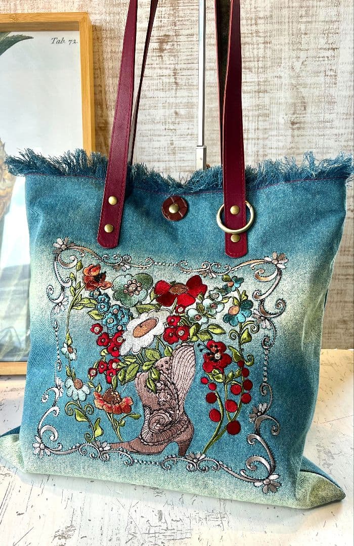 ロラライハリス♡インディゴグラデデニム♡刺繍の本革持ち手のフリンジ肩掛けバッグ