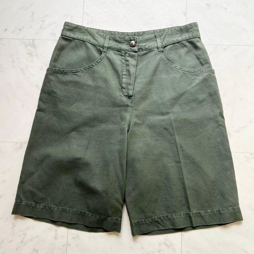 付属品付 CHANEL ココマークメタルボタン ハーフパンツ カーキ 40