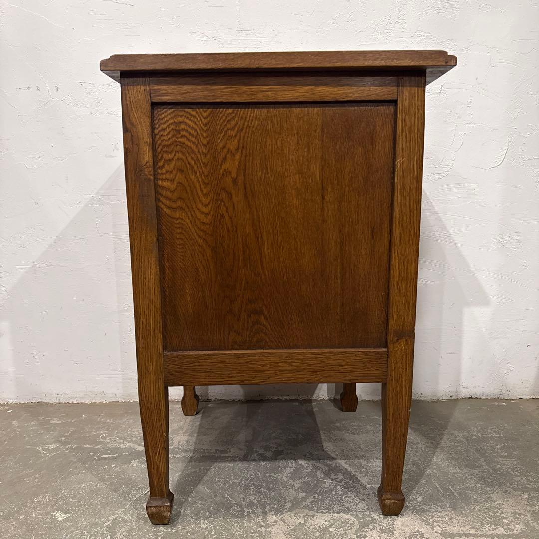 ヴィンテージ　木製サイドテーブル　3段引き出し付き