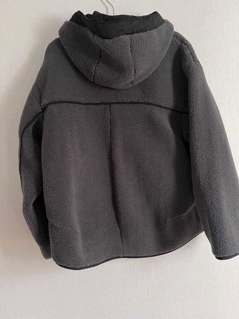 SHIPS　ボア配色フードブルゾン グレー　ボアジャケット　人気　シップス