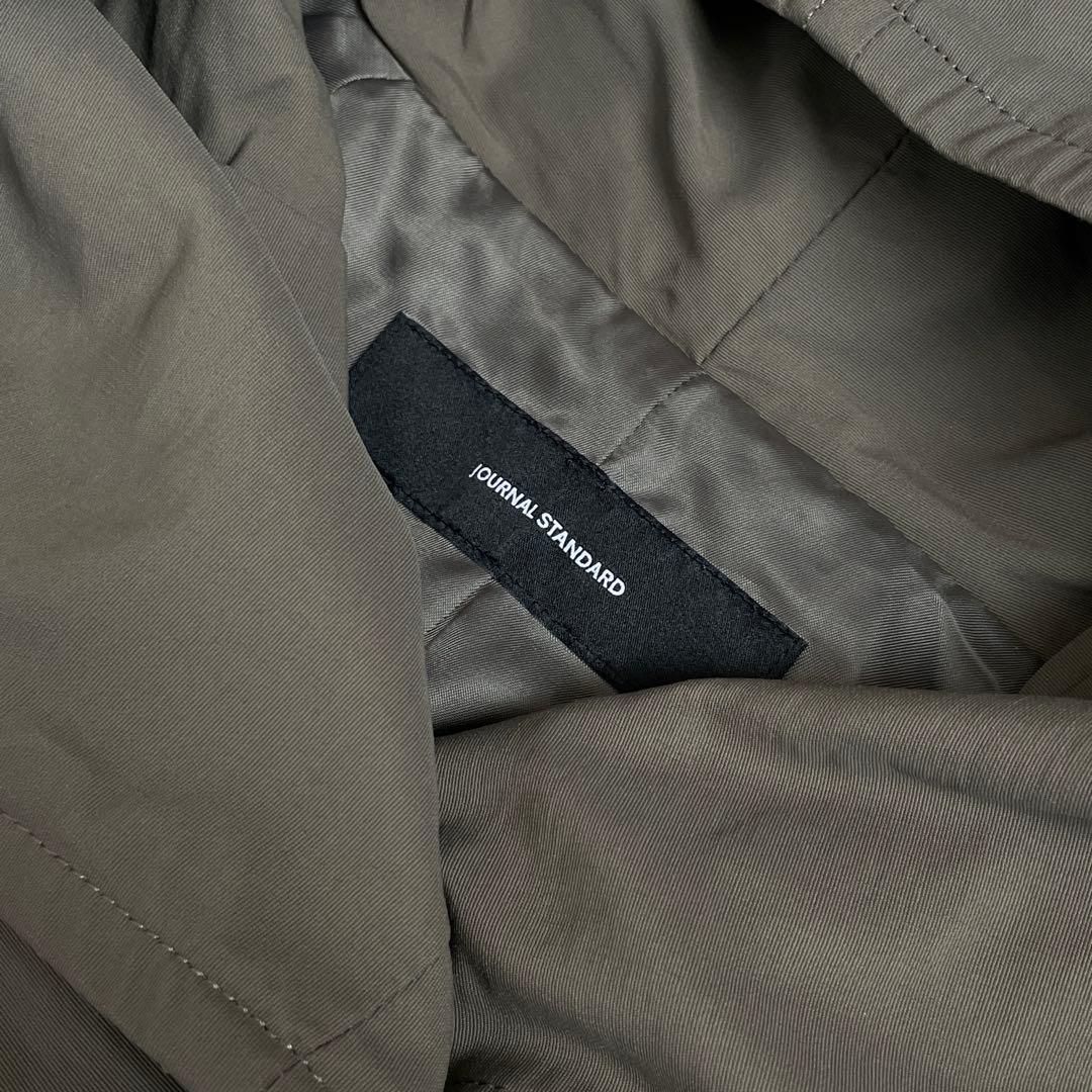 2025 ジャーナルスタンダード　グログランフードコート