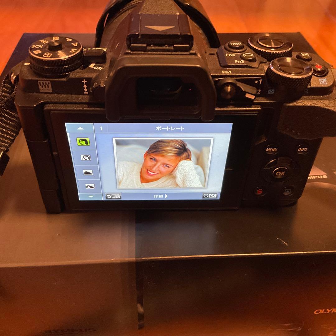 デジタルカメラ Olympus OM-D E-M5 MarkII 14-150mm