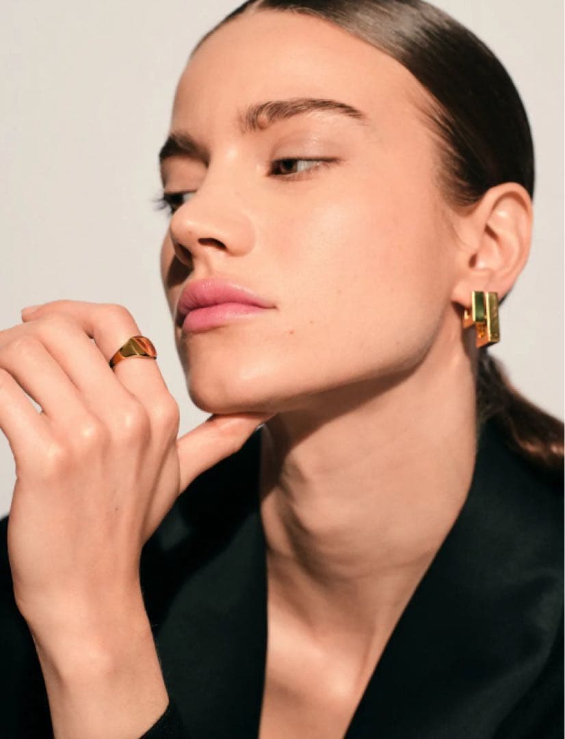 【最終値下】TomWoodトムウッド スクエアフープススモールピアス ゴールド