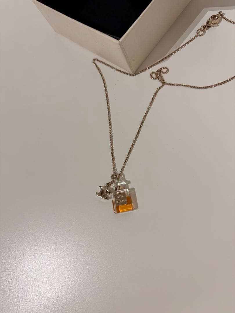 Chanel シャネル ココマーク 香水 ゴールド ボトル ネックレス ジェニ