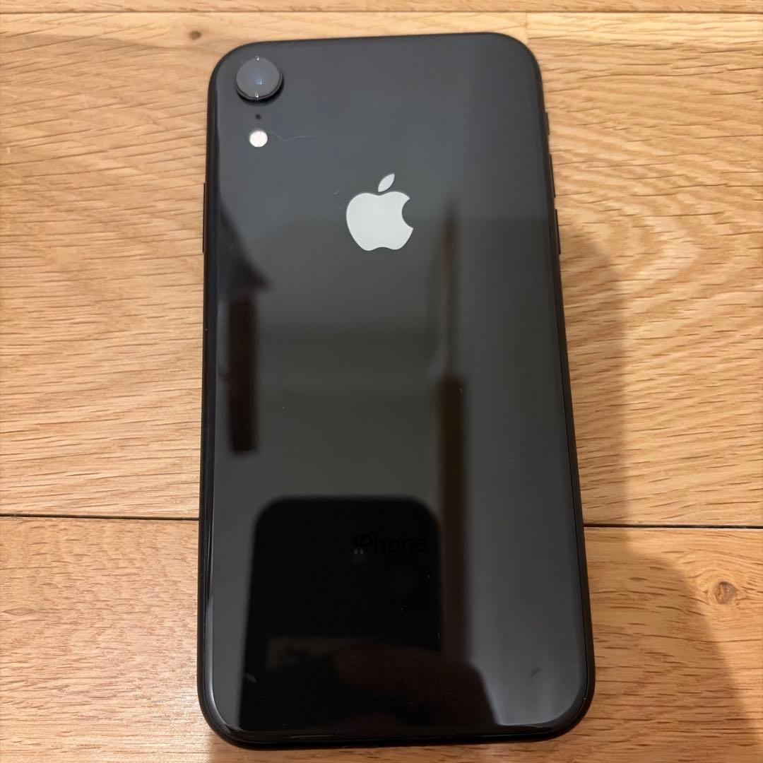 Apple iPhone XR 本体 + ケース、フィルム