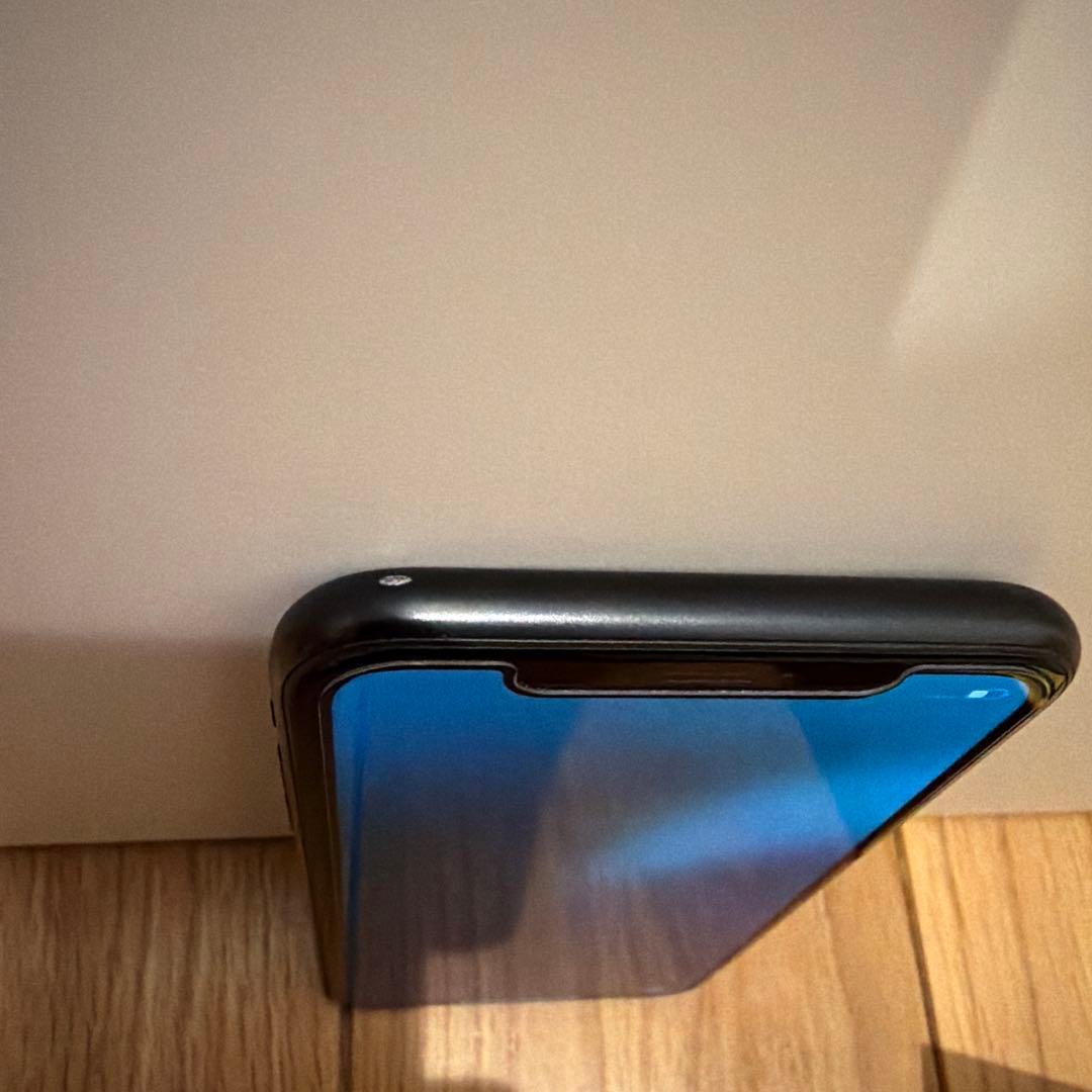 Apple iPhone XR 本体 + ケース、フィルム