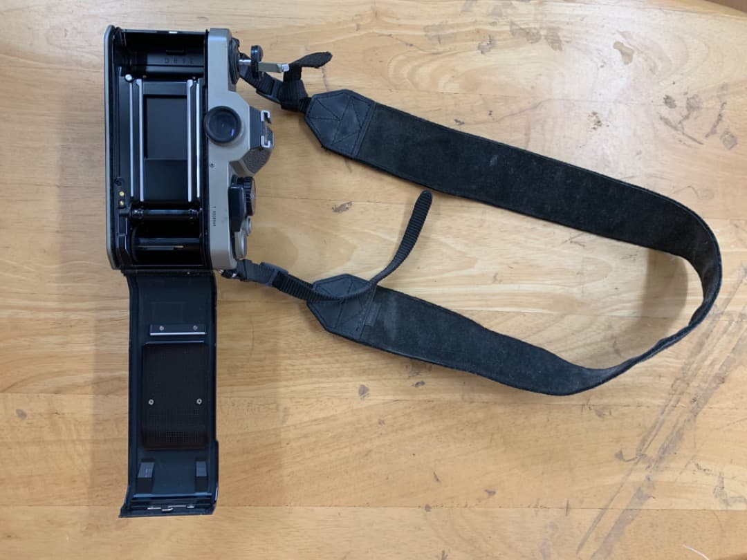 フィルムカメラ nikon FM2T