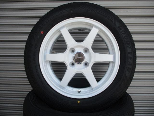 送料込み☆S6ホワイト☆グッドイヤー175/65R15☆フィット・スイフト