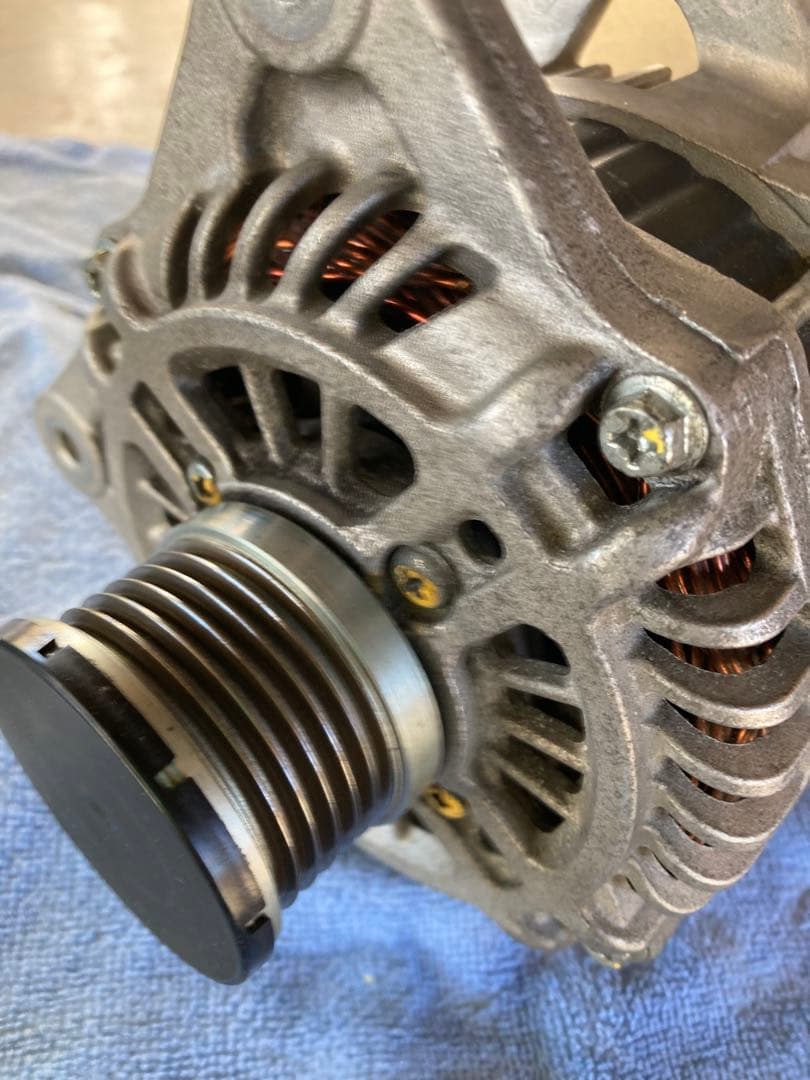 セレナ　c26 中古リビルトオルタネーター　ジェネレーター　発電機　ダイナモ