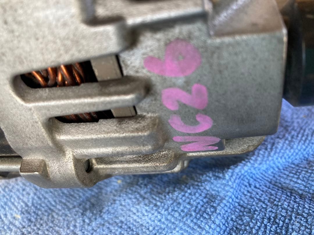 セレナ　c26 中古リビルトオルタネーター　ジェネレーター　発電機　ダイナモ