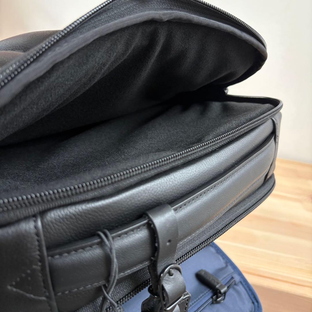 新品　ZERO HALLIBURTON レザー素材　バックパック リュックサック