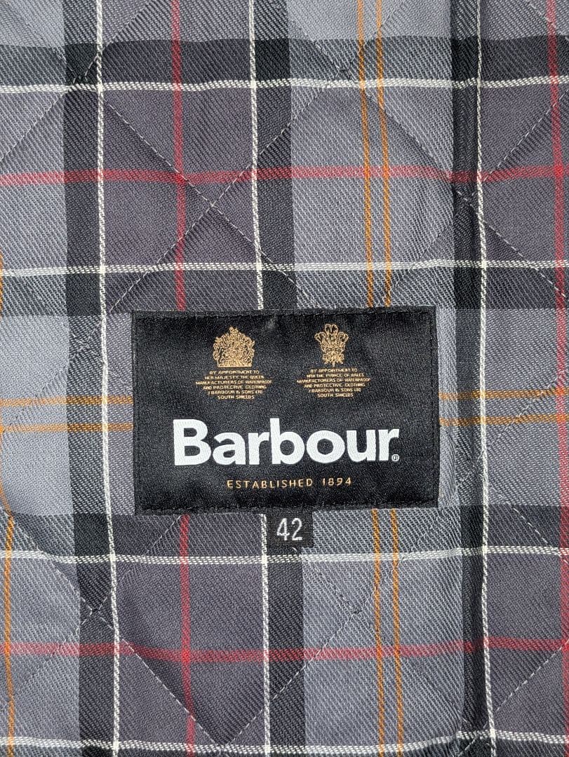 新品未使用　バブアー　純正キルティングライナー　ブラック　42