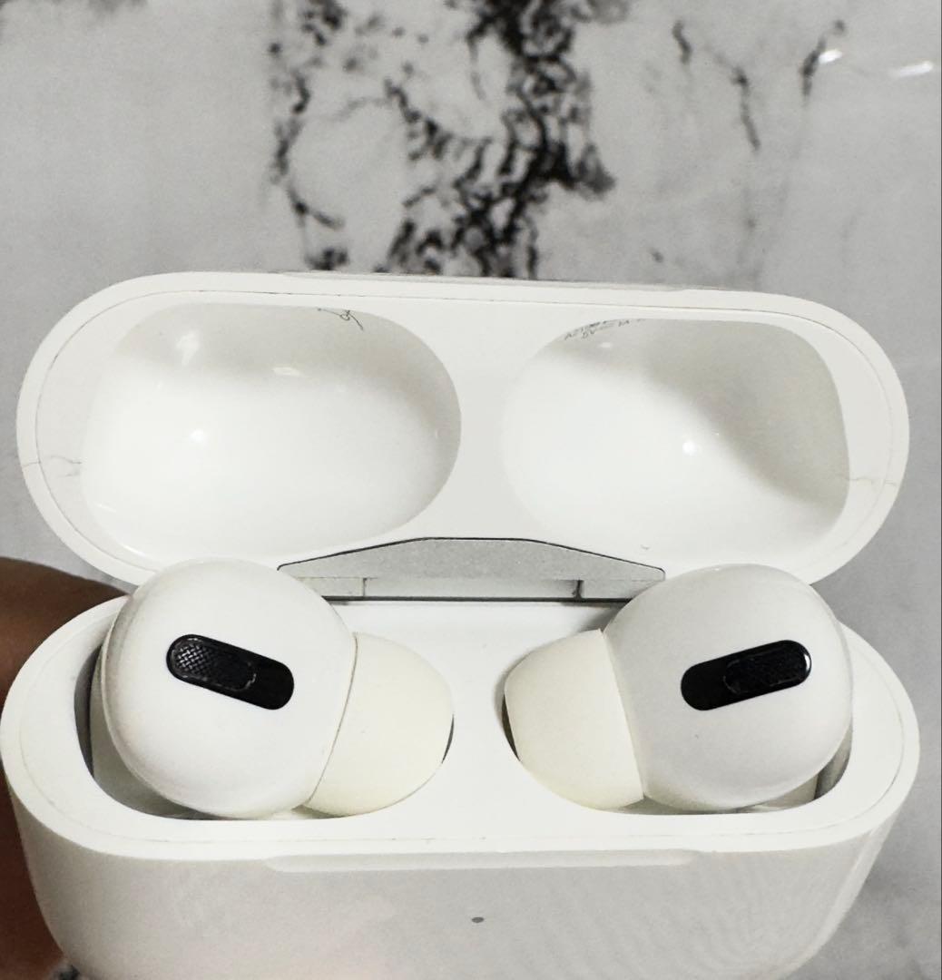 美品✨正規品 AirPods Pro 第一世代