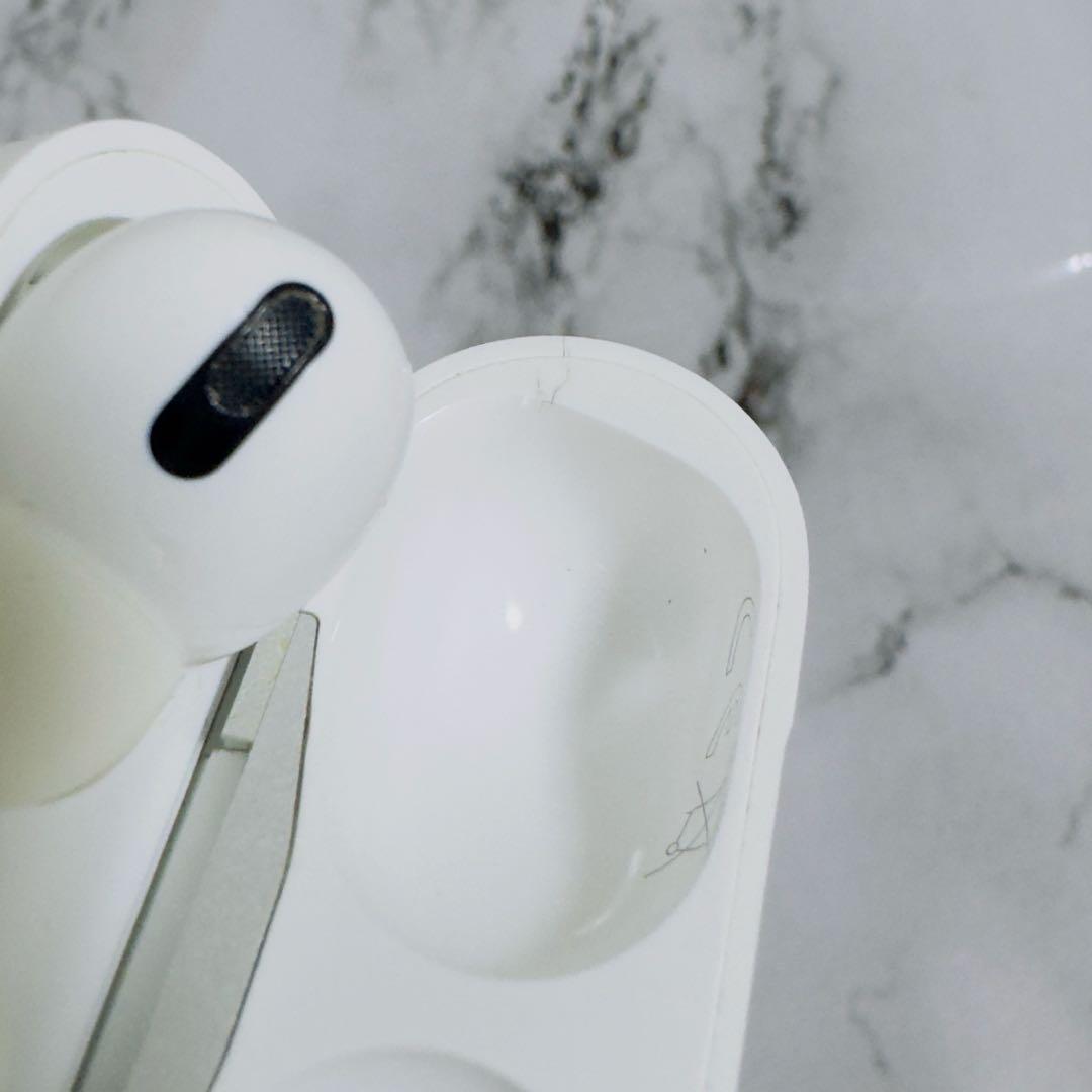 美品✨正規品 AirPods Pro 第一世代