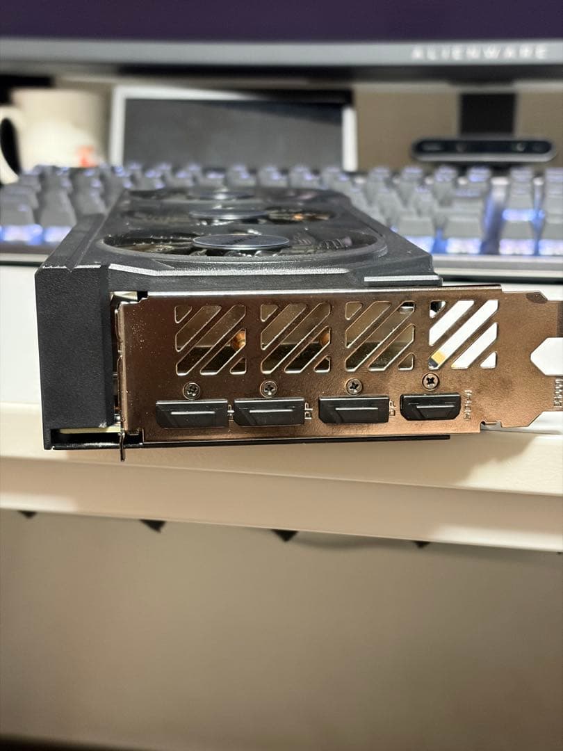 グラフィックボード・グラボ・ビデオカード GIGABYTE GEFORCE RTX4070 12G