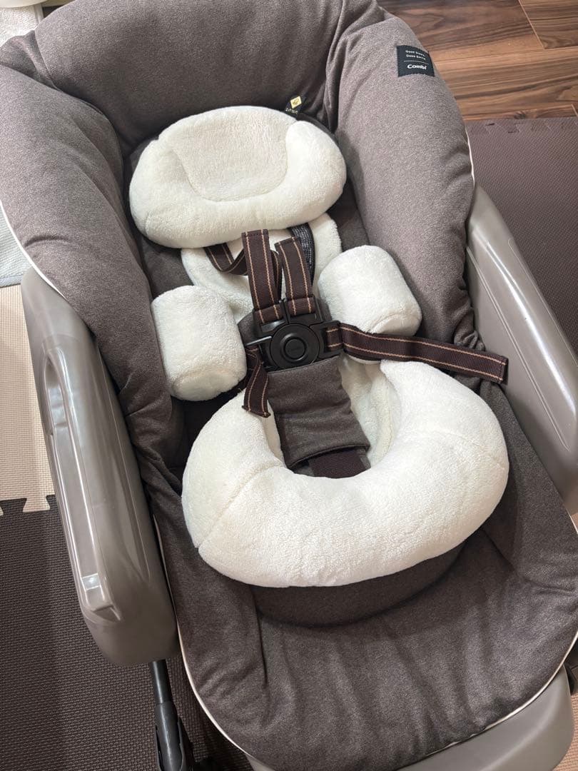 ちゃんさん専用⭐︎コンビ　ネムリラ AUTO SWING BEDi EG