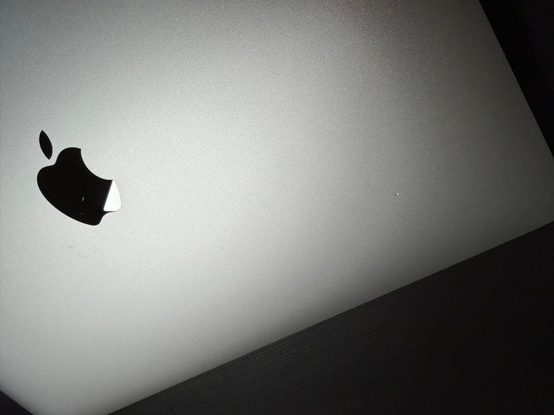 MacBook Pro 2020 Apple M1チップ　MacBook本体